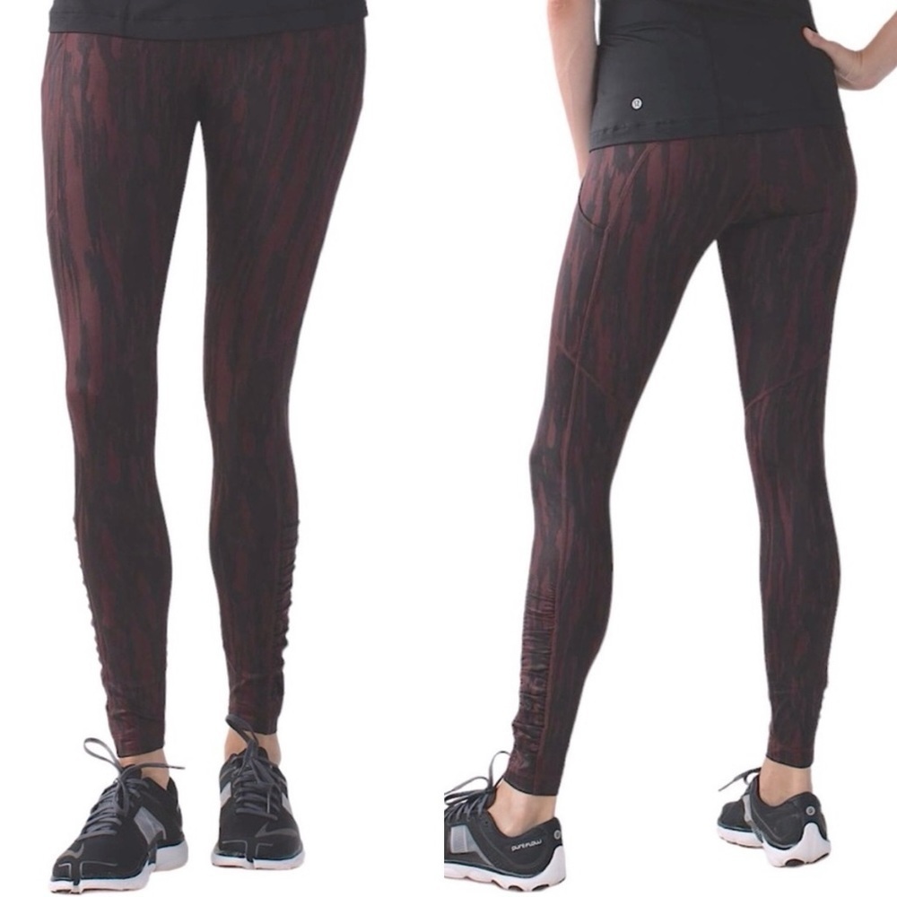 LULULEMON Speed Tight IV in Painted Animal Bordeaux Drama Black / Black